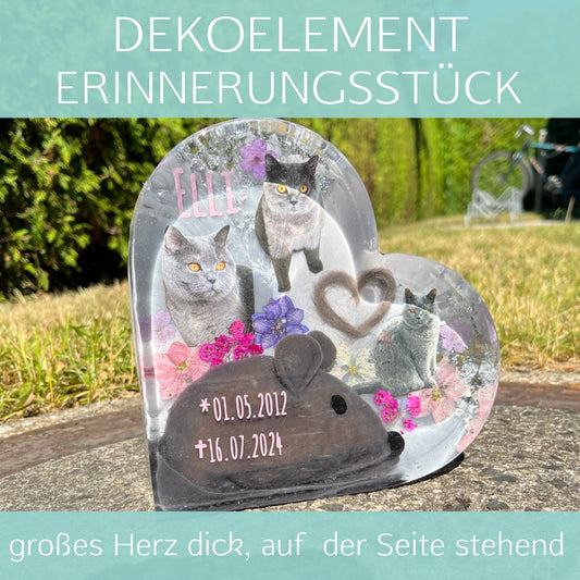 Großes Herz - auf der Seite stehend